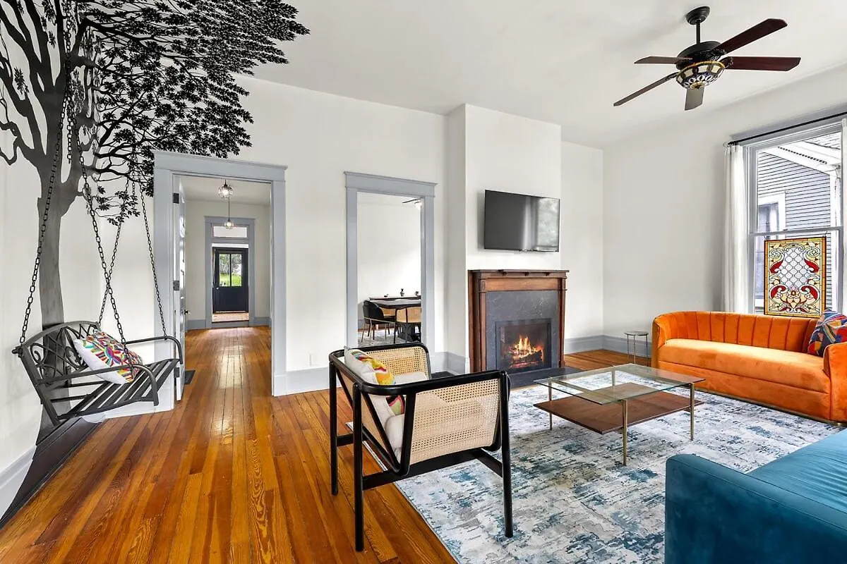 Stunning Nashville Home Close To Downtown And Bdwy Holiday home