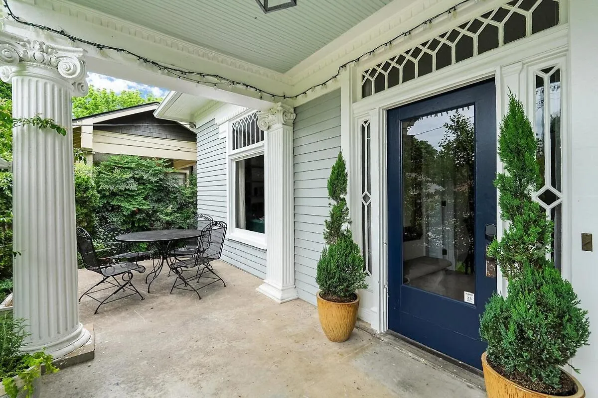 Stunning Nashville Home Close To Downtown And Bdwy
